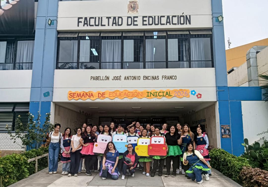 "Niños que piensan, futuro que transforman"